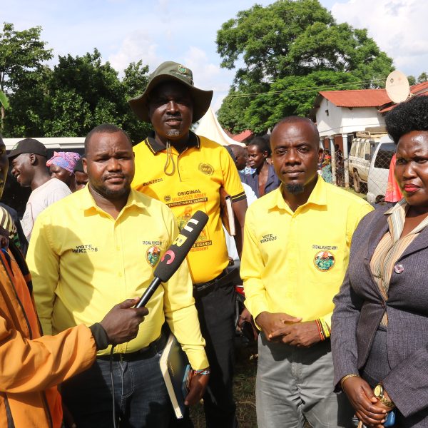 The Ghetto President Laid To Rest, Community Eulogies.